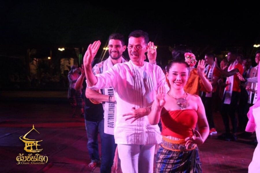 Chiang Mai: Khum Khantoke Northern Thai Cuisine and Show - Khum Khantoke in Chiang Mai Town: Lanna mood and easy wayfinding