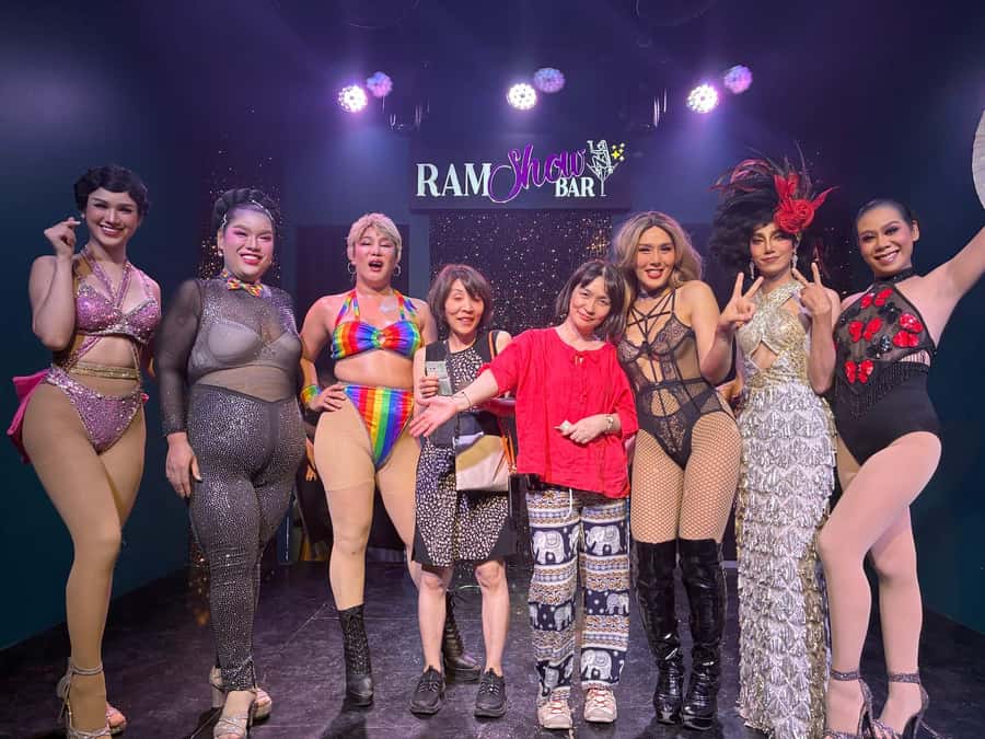 Chiang Mai: Ladyboy Cabaret Show with Dinner and Drinks - From Hotel Pickup to Night Market: How the Night Gets Started