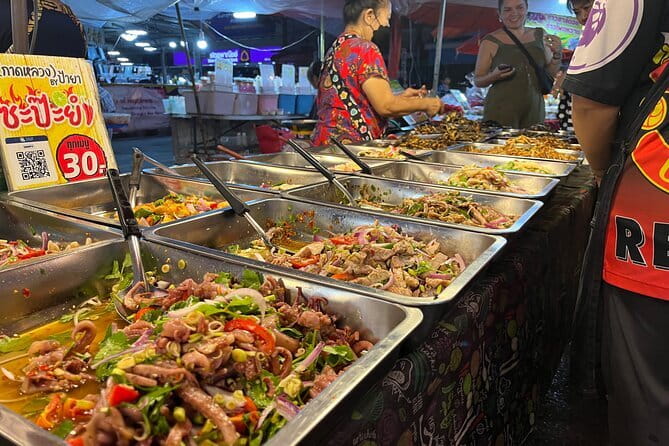 Chiang Mai: Ladyboy Cabaret – Stories, Dinner and Sparkle - The cabaret itself: performance, pride, and after-show mingling