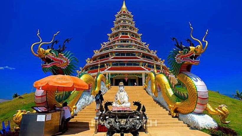 Chiang Mai: Lalita Cafe & White, Blue, Big Buddha Temples - Northern Thailand drive: the 13-hour rhythm from Chiang Mai