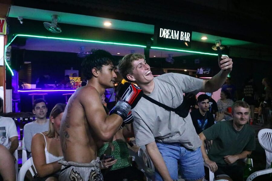 Chiang Mai: Loi kroh Muay Thai Boxing Stadium - The Wai Kru Ram Muay ceremony: a pre-fight moment you shouldn’t rush past