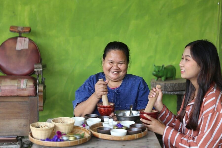 Chiang Mai : Making Herbal Ball And Inhaler - Who Should Book This Workshop (And Who Might Skip It)