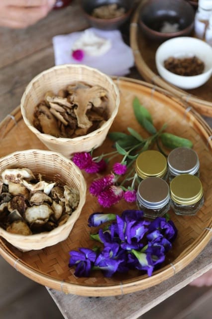 Chiang Mai : Making Herbal Ball And Inhaler - The Herbs and the Aromatherapy Angle: More Than Smell