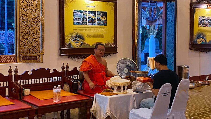 Chiang Mai Old City Twilight Walk Tour: Lanna Majestic Glow - Who should book Lanna Majestic Glow—and who should skip it
