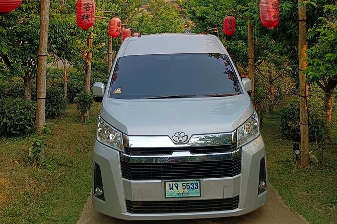 Chiang Mai Private Tourist Guide with Private Transportation - More Chiang Rai temples: Wat Huay Pla Kang and Wat Sang Keaw Photiyan