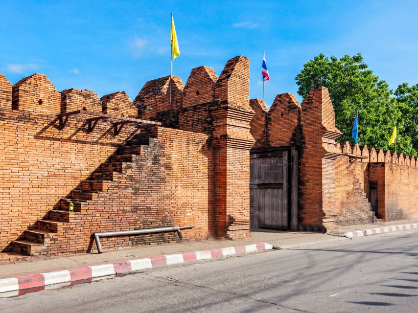 Chiang Mai: Private Tuk Tuk Tour of City Temples With Pickup - Private tuk tuk pacing through Chiang Mai’s old city