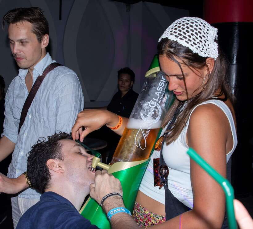 Chiang Mai Pub Crawl: The Best Nightlife in Town! - Who This Pub Crawl Is Best For
