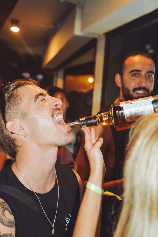 Chiang Mai Pub Crawl: The Best Nightlife in Town! - Should You Book the Chiang Mai Pub Crawl at Revolution Hostel