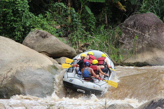 Chiang Mai Rafting in Mae Taeng River with Thai Buffet - Riverside Thai buffet: what you’ll eat and why it’s part of the value