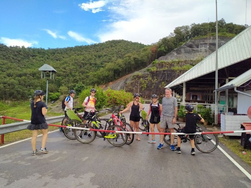 Chiang Mai: Rainforest Guided Mountain Biking Tour - Getting to the trails: Chiang Mai pickup and the 45-minute transfer