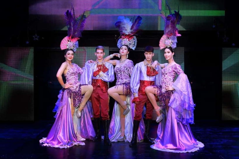 Chiang Mai: Siam Dragon Cabaret Show with Optional Transfer - Costumes and Stage Presence: The Real Headliner