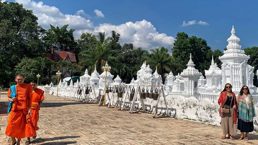 Chiang Mai: Silver Craftwork Temple Tour with Monk Meeting - Shoes, sleeves, and what to bring so you’re not scrambling