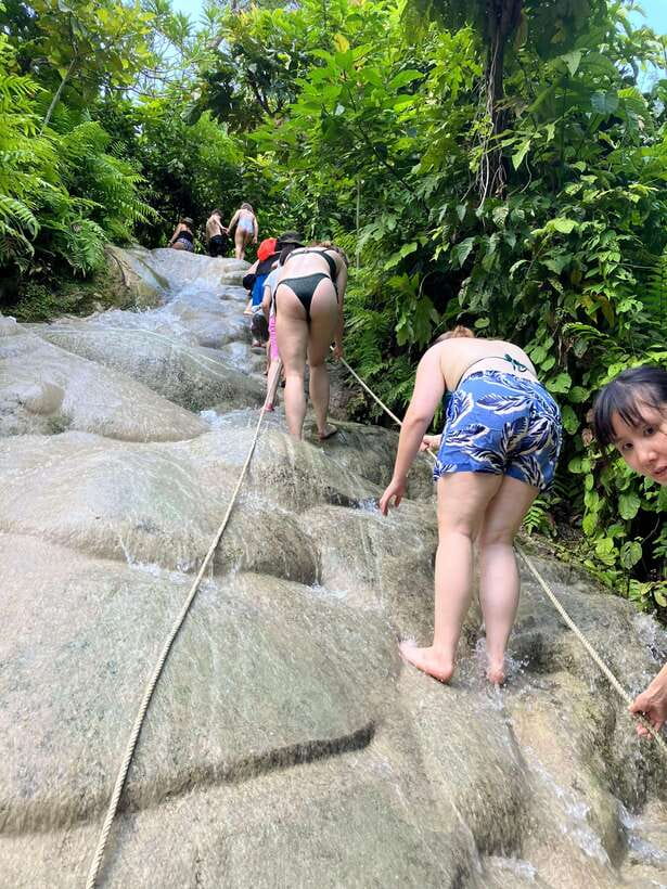 Chiang Mai: Sticky Waterfall scenic loop unseen lake &temple - Key things I’d pay attention to