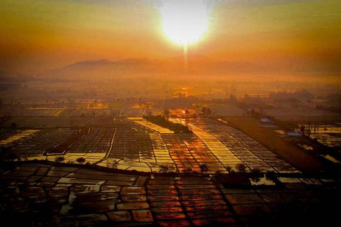 Chiang Mai Sunrise Balloon Flight and Luxury Spa Day - Touchdown treats: champagne toast and breakfast buffet