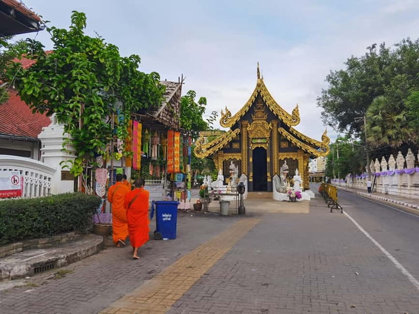 Chiang Mai: Temple And City Walking Tour Part I - Price, Extra Fees, and Value for $15