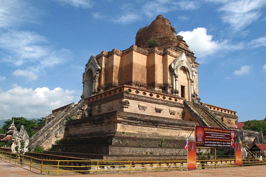 Chiang Mai: Temples & Culture Tour - Group size, guides, and the kind of explanations you’ll get