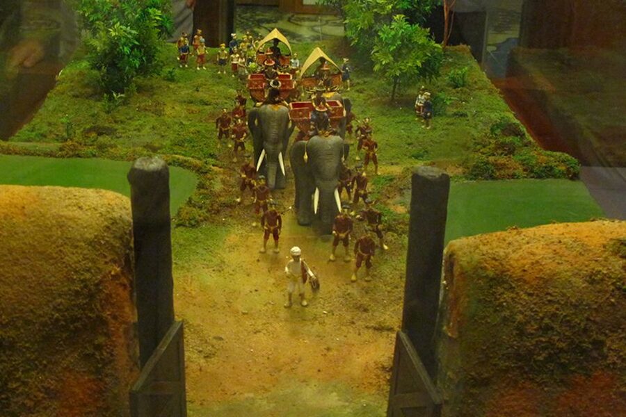 Chiang Mai: Temples & Culture Tour - Chiang Mai City Arts & Cultural Centre: artifacts that connect the dots