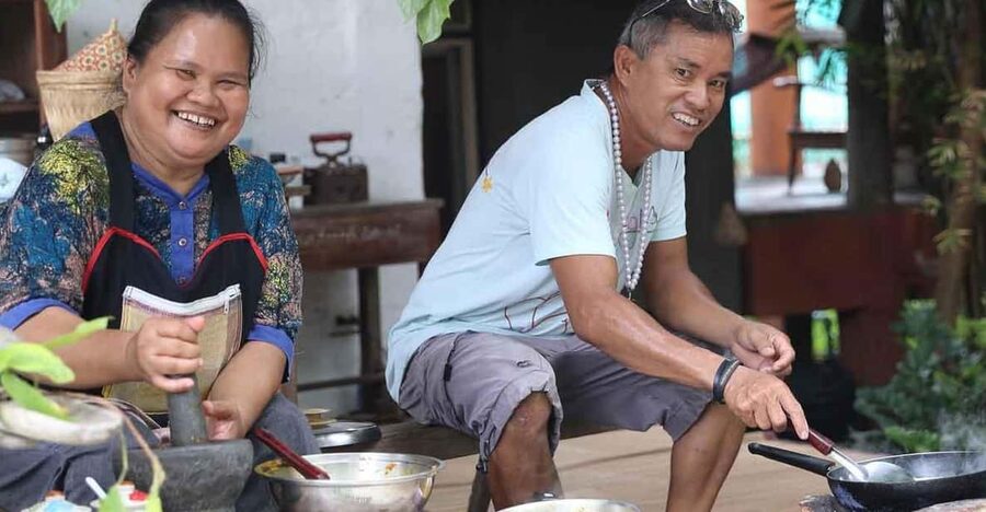 Chiang Mai : Traditional Northern Cooking Class - The full menu: sticky rice, Northern curry, Khao Soi, chili sauce, banana-leaf eggs