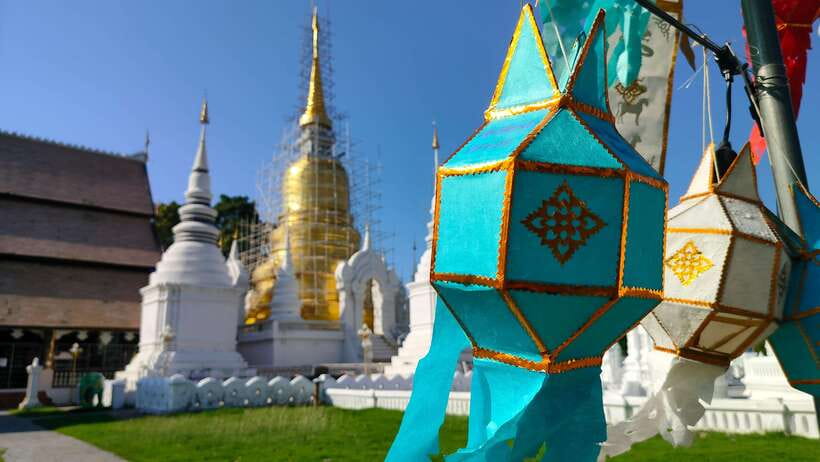 Chiang Mai: Tuk-Tuk Evening Tour with Temples & Street Foods - Who should book this tuk-tuk night tour (and who should skip)