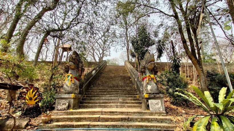 Chiang Mai:Wat Phra That Doi Suthep & Wat Umong Evening Tour - Price and value: is $24 fair for a short evening?