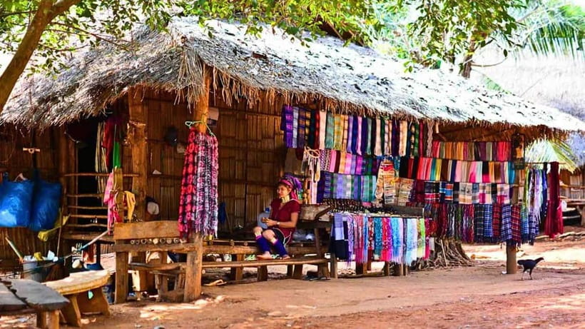 Chiang Mai: White and Blue Temples and Lalita Cafe - Who this tour suits best (and who should skip it)