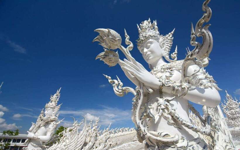 Chiang Mai: White, Blue & Big Buddha Temples in Chiang Rai - Wat Rong Khun: the White Temple feels unreal up close