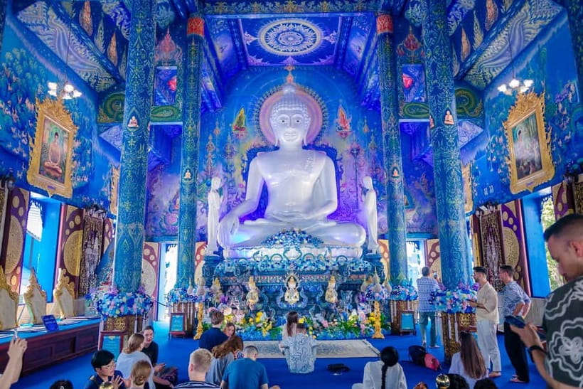 Chiang Mai: White, Red/Black & Blue Temples Tour with Lunch - Why Chiang Rai’s temple colors are worth the 12-hour grind