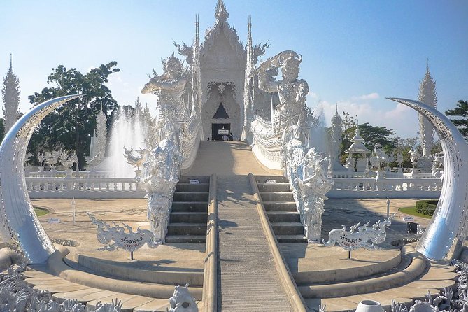 Chiang Rai Day Tour from Chiang Mai + The Long Neck Hill Tribe With Boat - Longneck Karen Village: Culture Stop With Shopping Pressure