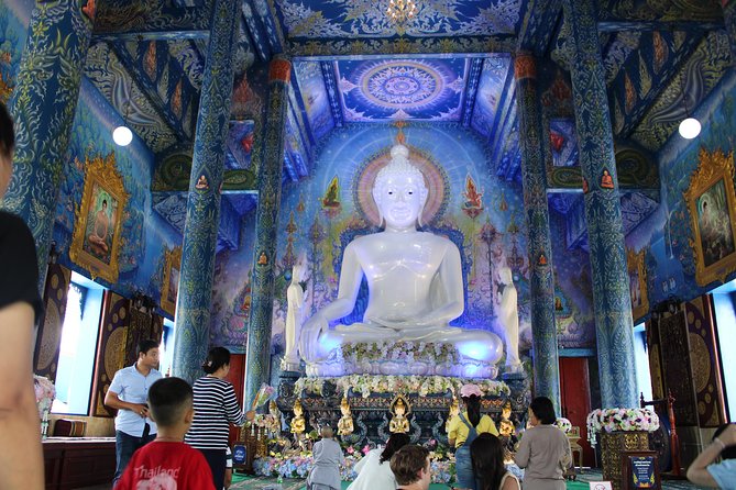 Chiang Rai Day Tour from Chiang Mai: White Temple & More w/ Lunch - Stop 3: Wat Rong Seur Ten (Blue Temple) in About 20 Minutes