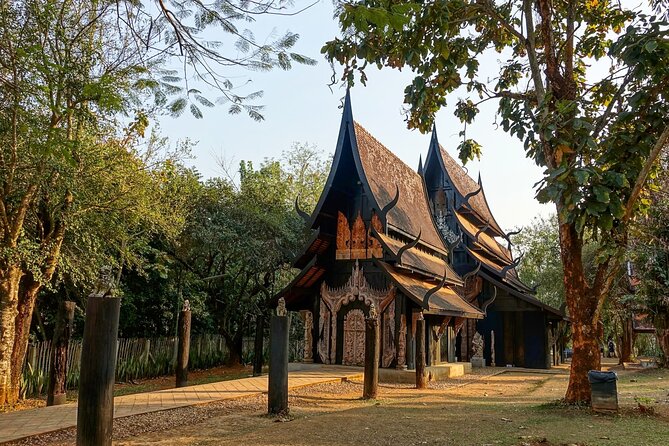 Chiang Rai Famed Temples and Golden Triangle Tour from Chiang Mai - Baan Dam (Black House): Art, Odd Rooms, and a Proper Hour