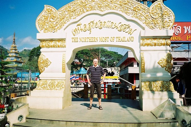 Chiang Rai One Day: Golden Triangle, Laos Border, Long Neck Tribe - The Thai lunch situation: included, but quality is the wildcard
