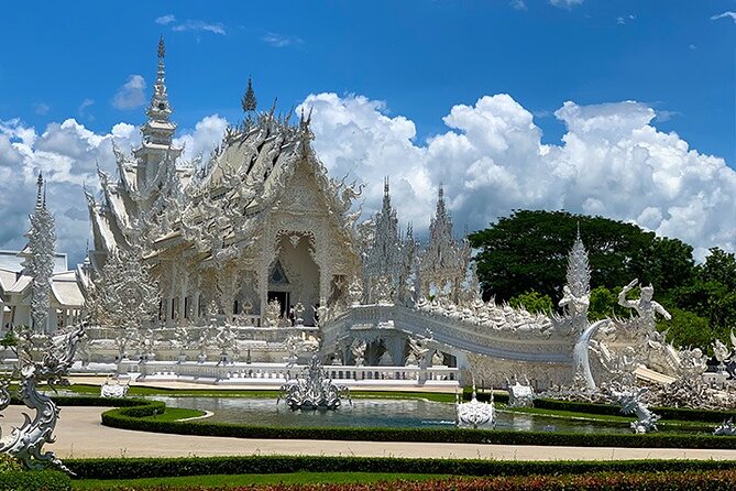 Chiang Rai Temples Private Tour from Chiang Mai - All Inclusive - Wat Rong Khun (White Temple): the art is the main event