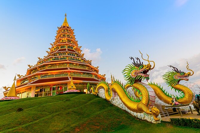 Chiang Rai Temples Private Tour from Chiang Mai - All Inclusive - Wat Huay Pla Kang (Big Buddha): scale you can feel in your legs