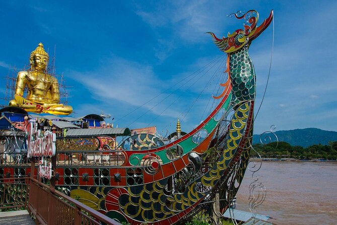 Chiang Rai Tour: Hot Spring,White Temple, Golden Triangle, Yao - Lunch break and small-group comfort: how the day stays manageable