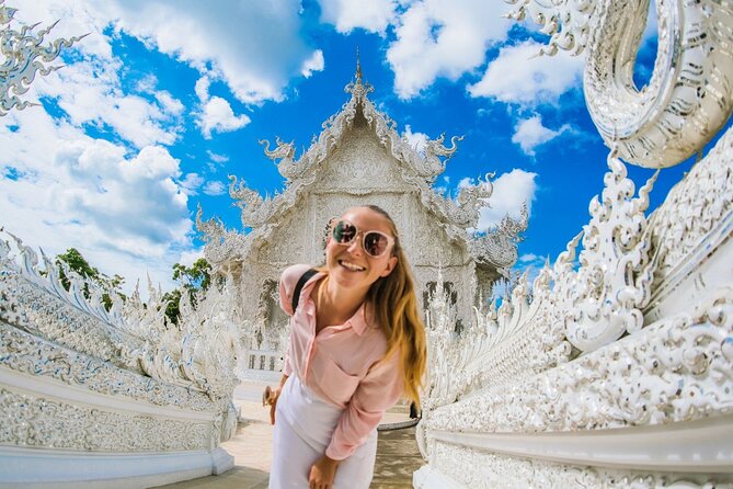 Chiang Rai White Temple Blue Temple and Hill Tribe Village Tour - Mae Khachan Hot Spring: Foot Soak, Eggs, and a Real Start to Breakfast