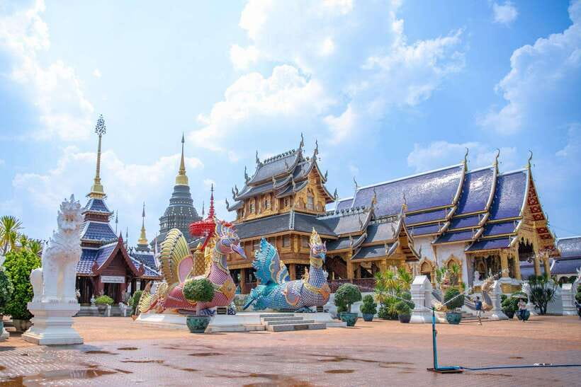 Chiangma: Wat ban den, Blue Temple & Sticky Waterfall. - How the 4-hour plan actually works (driving, walking, and pacing)