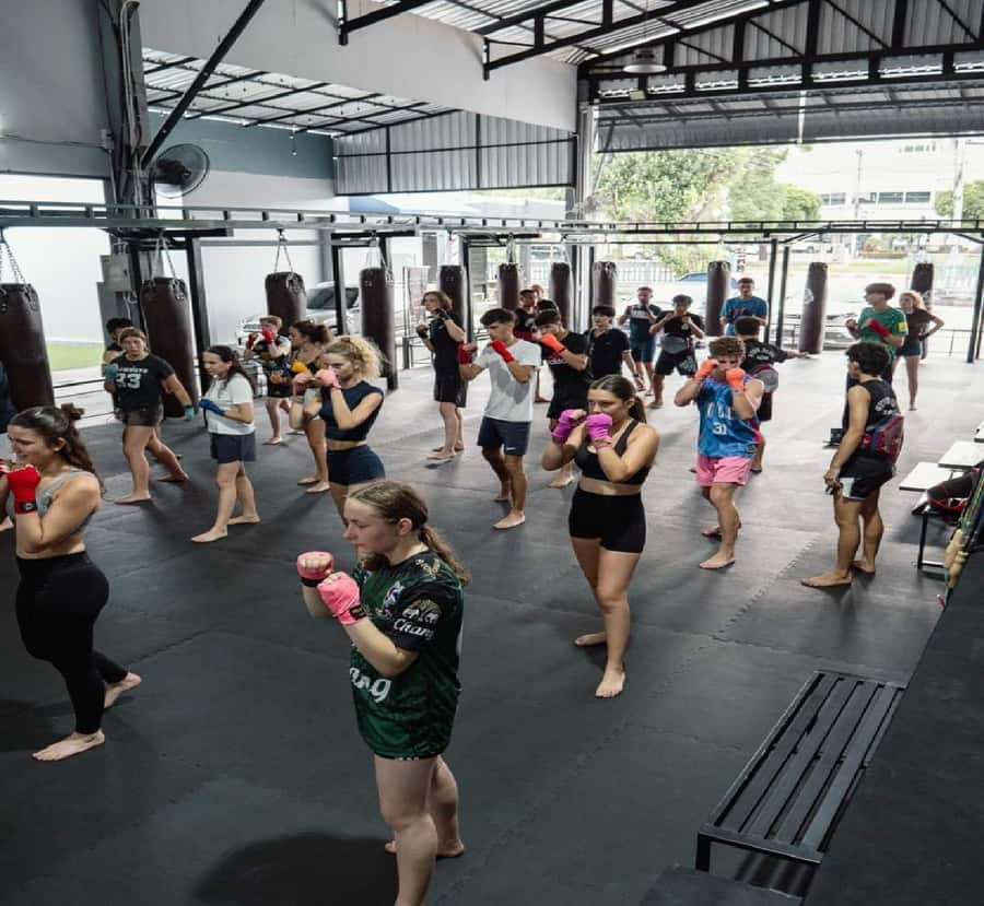 Chiangmai : Muay Thai Training academy - Timing: The 1.5-Hour Booking vs the 30-Min Class
