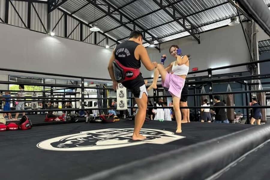 Chiangmai : Muay Thai Training academy - Warm-Up and the Basics: Where Improvements Actually Start