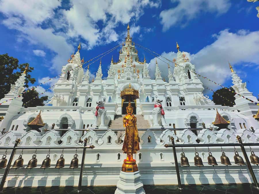 Chiangmai : Rainbow Cave , Unseen Canyon and Lanna temple - The day’s flow in real life: pacing, photo breaks, and the picnic stop