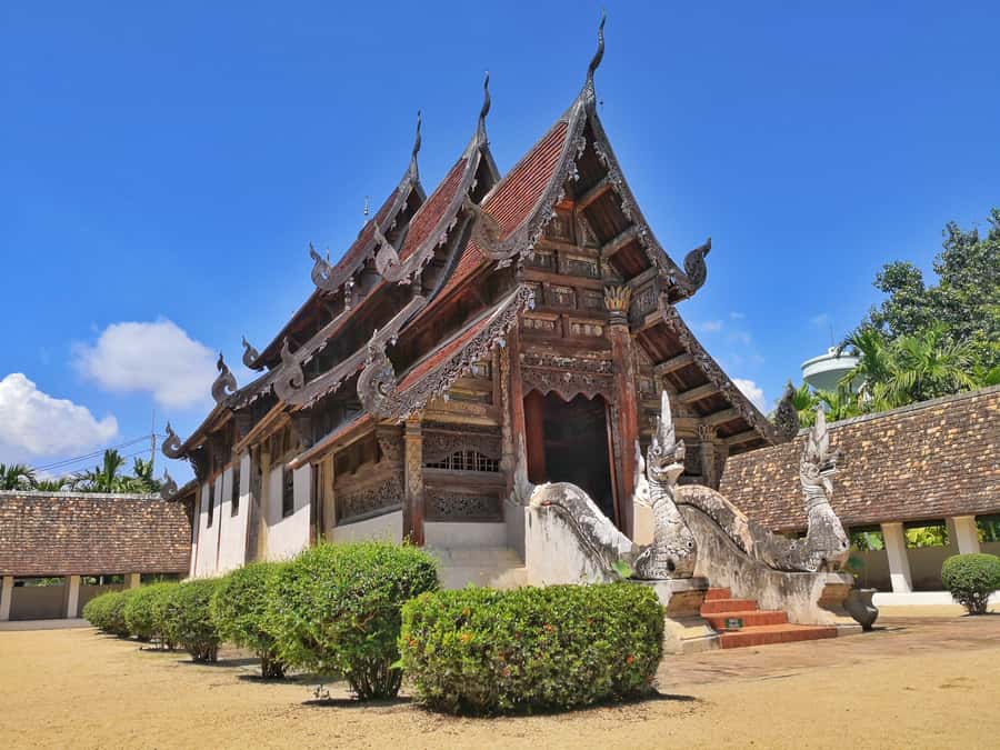 Chiangmai : Rainbow Cave , Unseen Canyon and Lanna temple - The little details that make or break the tour