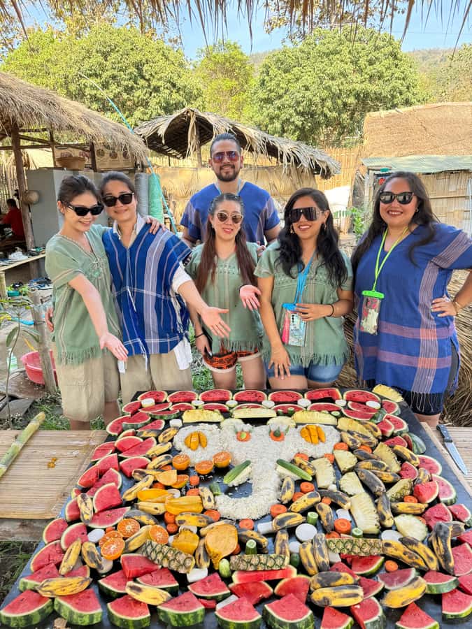 Chiangmai : Take care elephants+poopaper, sticky waterfalls - Workshop 1: สุมหัว and the recycled-paper build-your-own souvenir