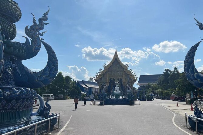 Chiangrai One Day Private Customized Tour from ChiangMai - Wat Rong Seur Ten (Blue Temple): Sapphire Color That Hits Fast