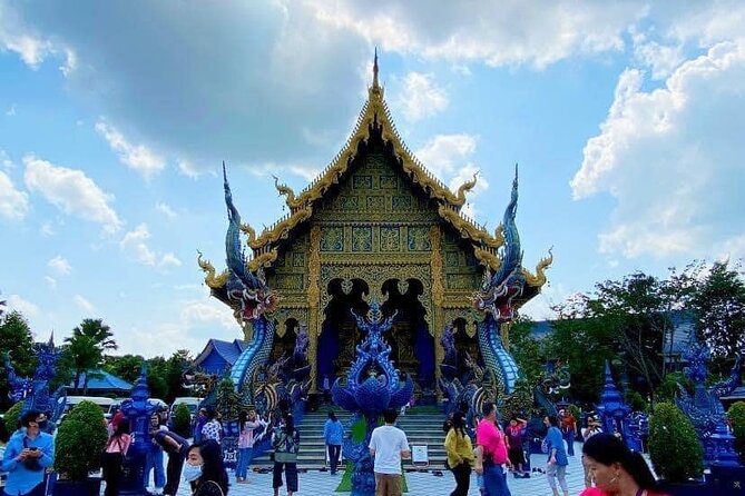 Chiangrai One Day Private Customized Tour from ChiangMai - Baan Dam Museum: Traditional Buildings With a Strange Contemporary Edge