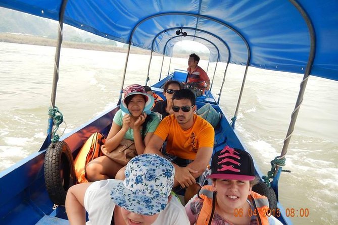 Chiangrai Round Trip Classic Tours 3 Days 2 Nights - Day 2: Blue Temple, Maekok Boat Ride, and Baan Dam