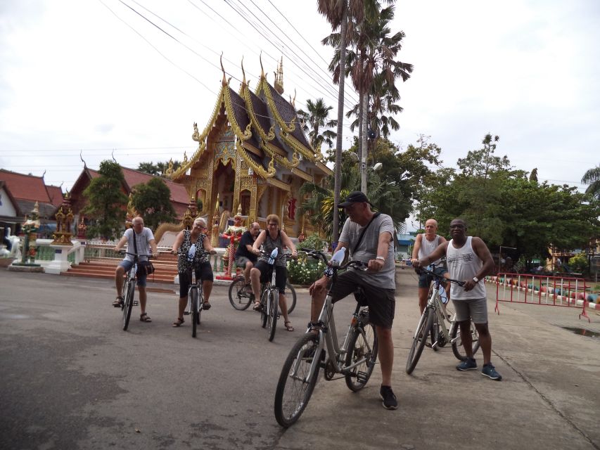 Colors of Chiang Mai Guided Bicycle Tour - A half-day bike tour that actually feels local in Chiang Mai