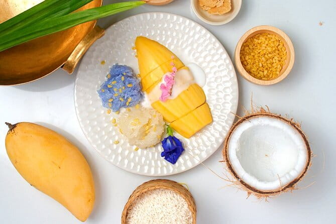 Cook Local Northern Thai Food in Traditional House - Lunch break: taste what you made and adjust your sense of balance
