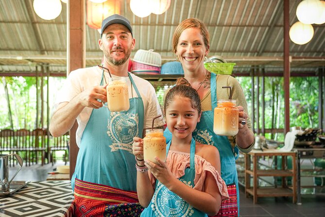 Cooking Class with Organic Farm in Chiang Mai at Mama Noi - Where the day starts: hotel pickup and a smooth transfer