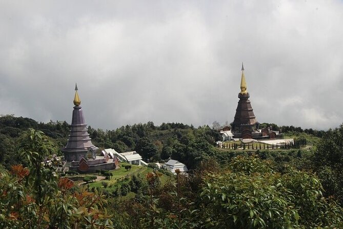 Doi inthanon National Park + 2Hour Fantastic Trekking with Lunch - The main viewpoints: walking in the right places, not just driving past them