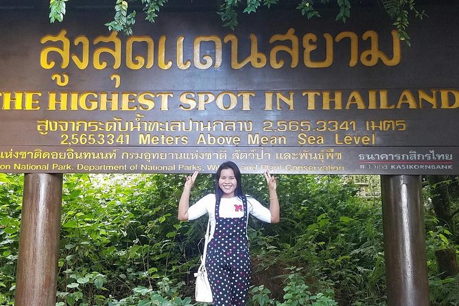 Doi Inthanon National Park Full Day Tour from Chiang Mai - The Hmong market and lunch break (food-first, then back on the road)