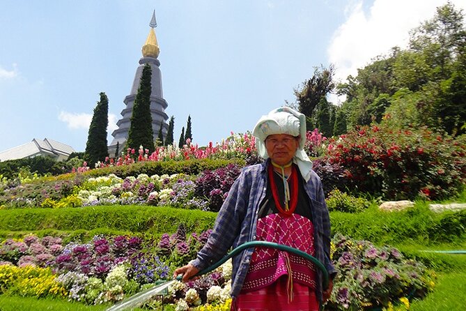 Doi Inthanon Private Trek & Lunch Tour from Chiang Mai - Ban Mae Klang Luang: Coffee Comes From a Life Change